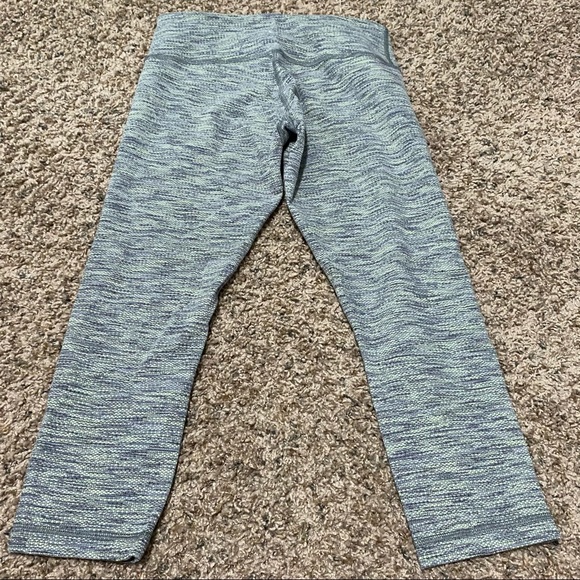 Lululemon Wunder Under Crop II - Picture 8 of 9